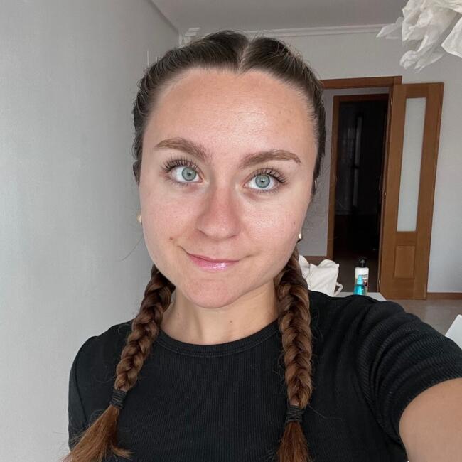 Babysitter in L'Eliana: Claudia