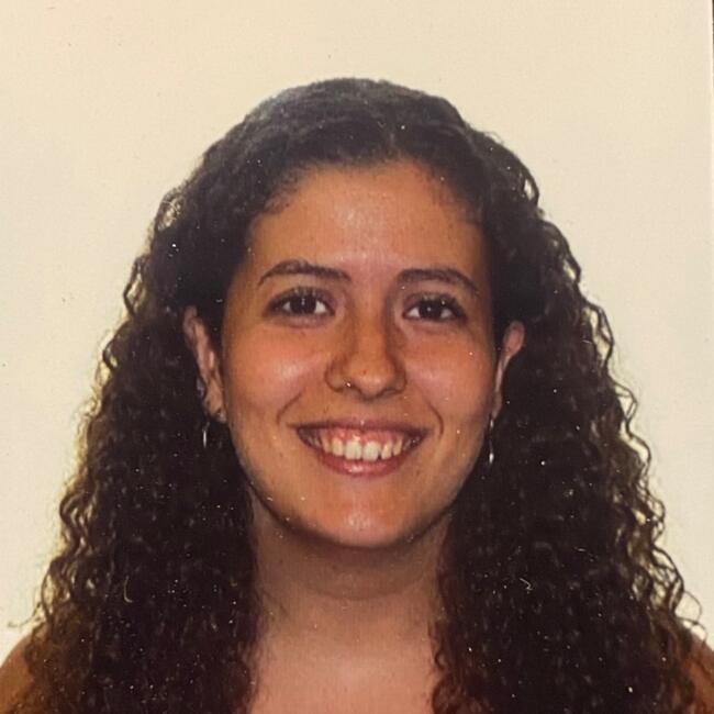 Canguro en Hospitalet de Llobregat: Ylenia