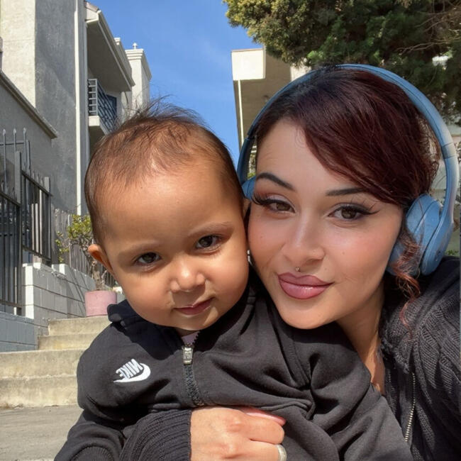 Babysitting job in Los Angeles: Venecia