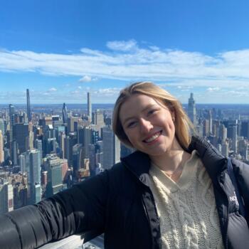 Babysitter in Dublin: Emily