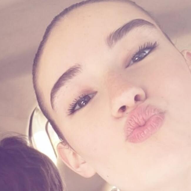 Babysitter in Villa Cortese: Giulia