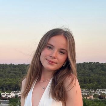 Babysitter in Chavannes: Suzon