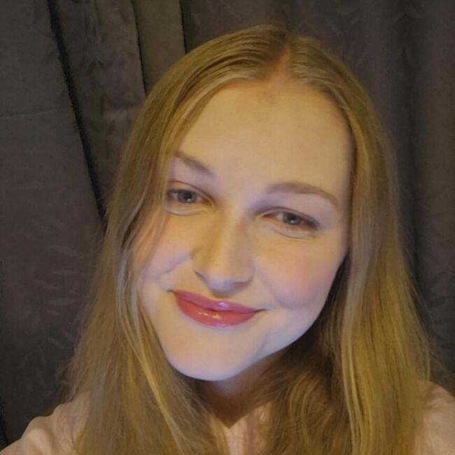 Babysitter in Sydney: Amy