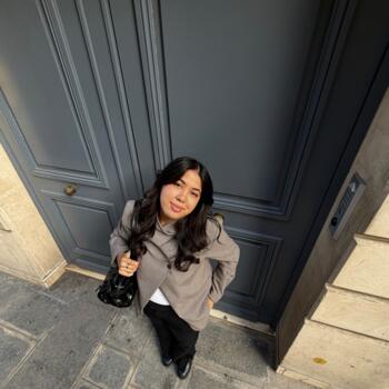 Babysitter in Paris: Baya
