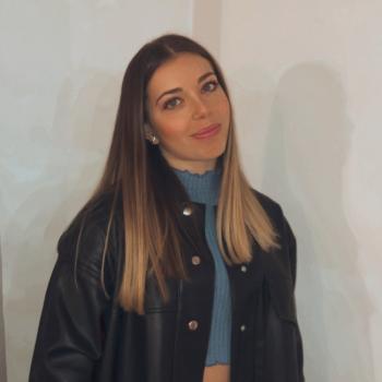 Baby-sitter in Vitrolles: Laura