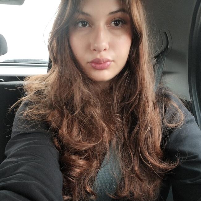 Babysitter in Palhoça: Eduarda