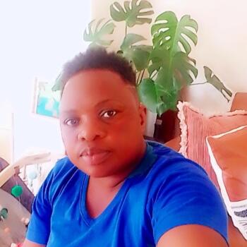 Babysitter Cape Town: Molyn