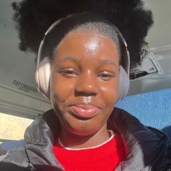 Babysitter Staten Island: Oyinkansola