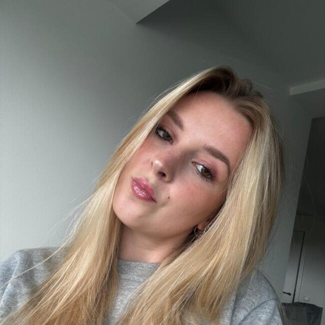 Babysitter in Kortrijk: Shirley