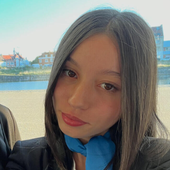 Babysitter in Calais: Zoé