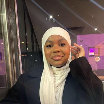 Baby-sitter La Courneuve: Tiara