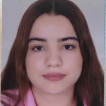 Babysitter in Saint-Avold: Aya