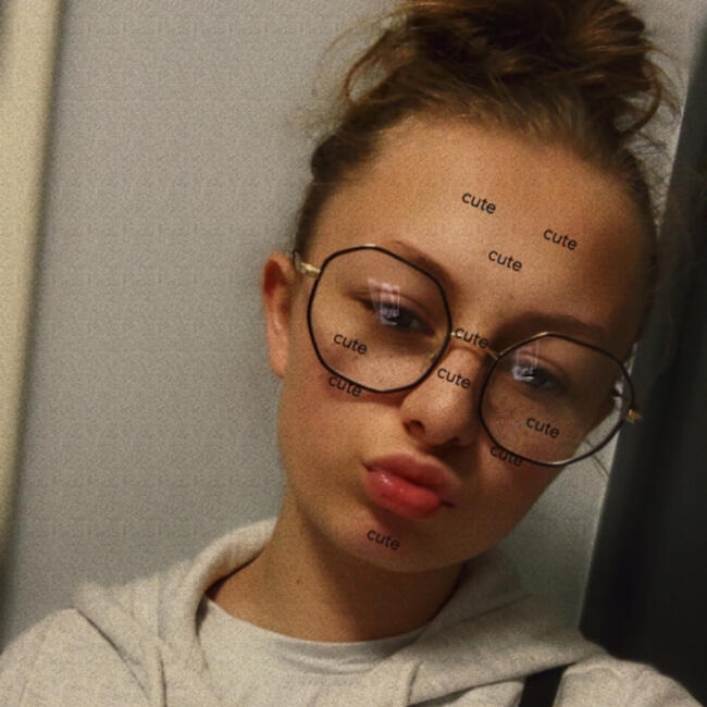 Baby-sitter in Seraing: Ashley