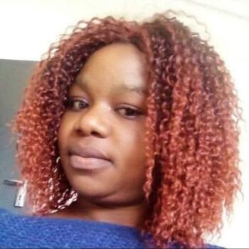 Babysitter Wellington: Linah