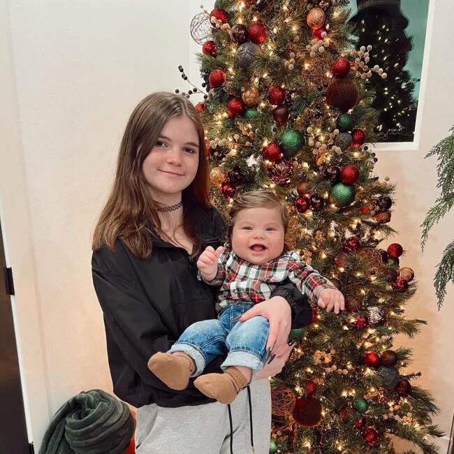 Babysitter in Kiefer: Kayla