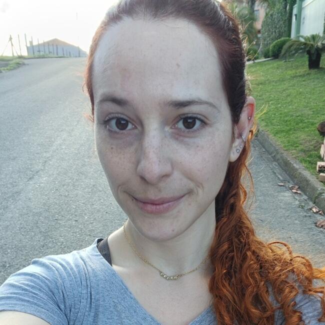 Babá em Almirante Tamandaré: Vanessa dos Santos Knupe