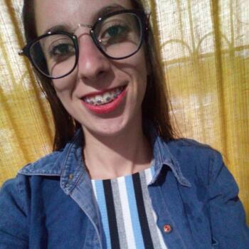 Babysitter in Colinas de Solymar: Heidi
