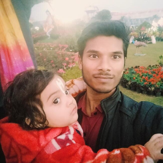 Babysitter in Gurugram: Himanshu agrawal