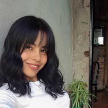 Niñera en Quilmes: Nicole