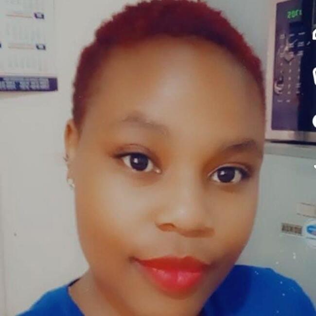 Babysitter in Johannesburg: Dellia