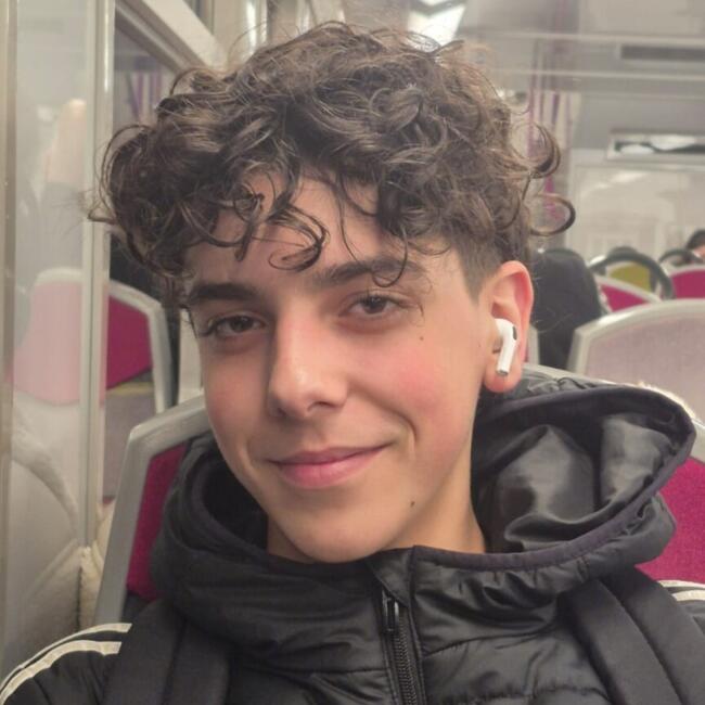 Babysitter in Villiers-sur-Orge: Yaniss