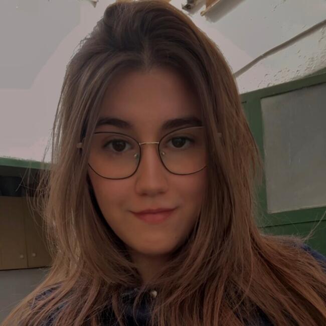 Babysitter in Alicante: Naiara