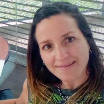 Niñera en Luis Guillón: Natalia