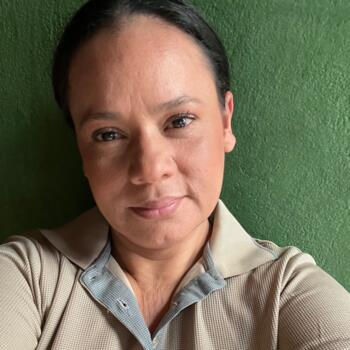 Babysitter in San Miguel: Laura