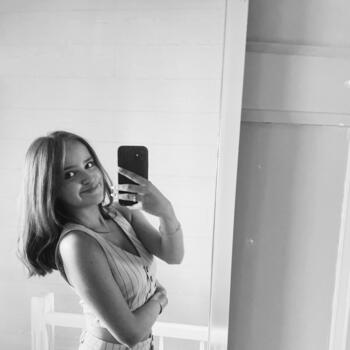 Babysitter Pecq: Angy