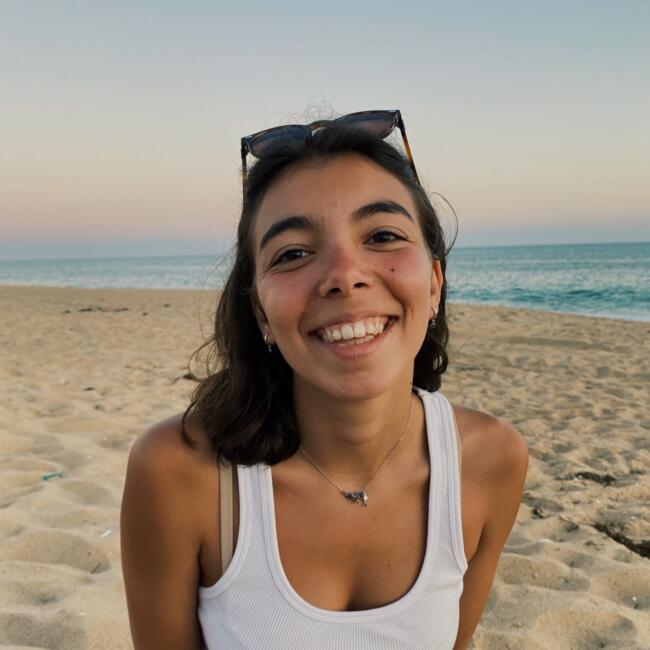 Babysitter em Barreiro: Maria Laura