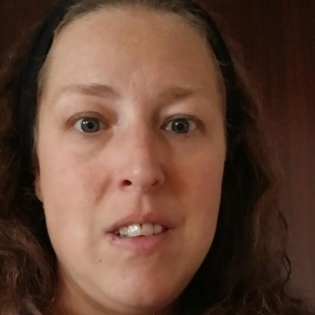 Babysitter em Enxara do Bispo: Catia