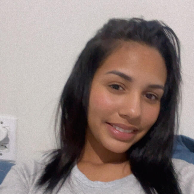 Babysitter in Curitiba: Samara