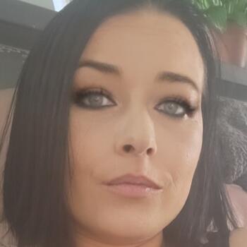 Babysitter in Ajaccio: ERIKA