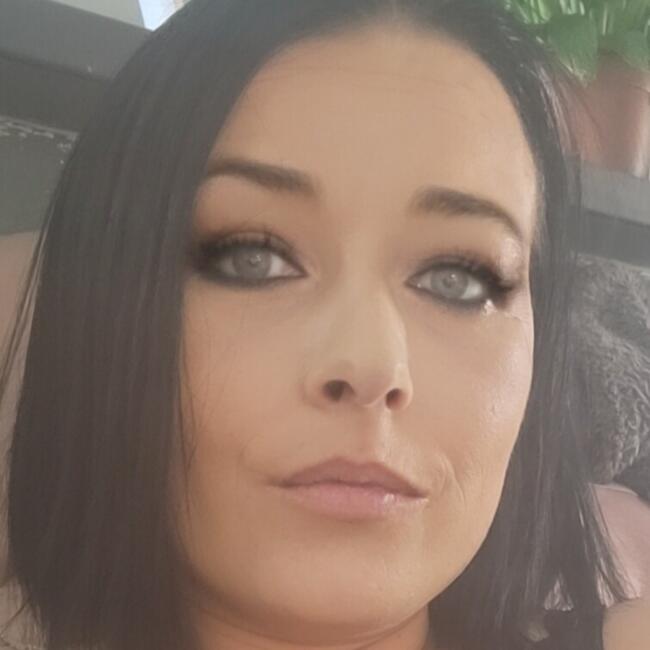 Babysitter in Ajaccio: ERIKA