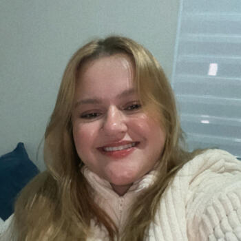 Babysitter in Contagem: Hellen