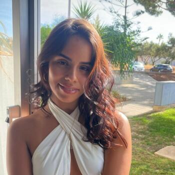 Babysitter in Loulé: Laura