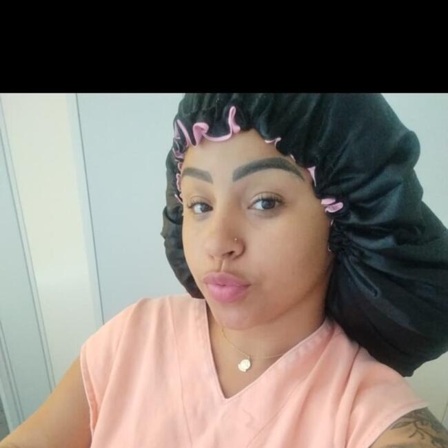 Babysitter in Salvador: Sabrina Machado