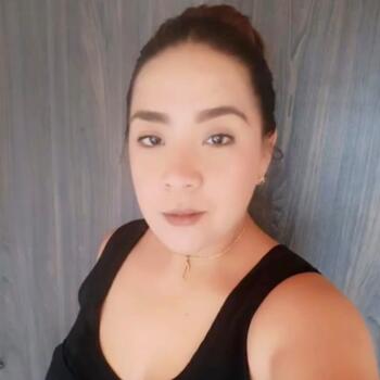 Trabajo para niñera en Silvania: trabajo de niñera KATHERINE