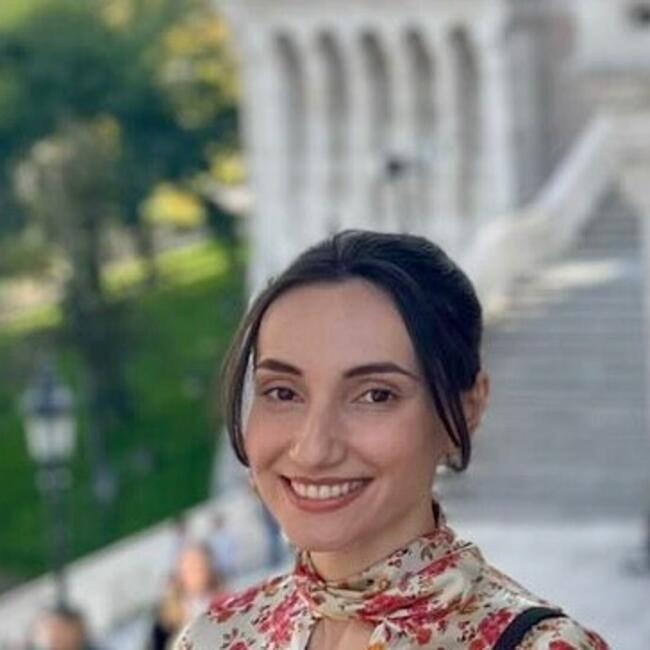 Babysitter in Larissa: Ειρήνη