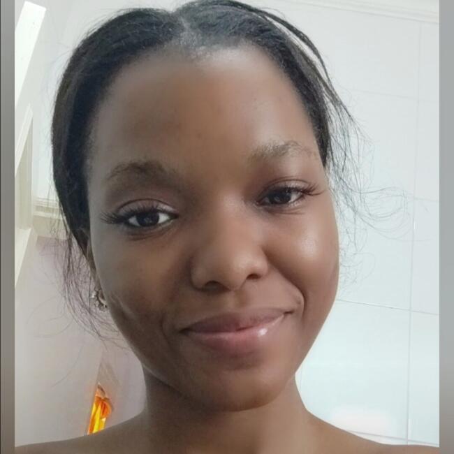 Trabalho de babysitting em Viana do Castelo: Nair