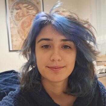 Babysitter in Poitiers: Eloïse