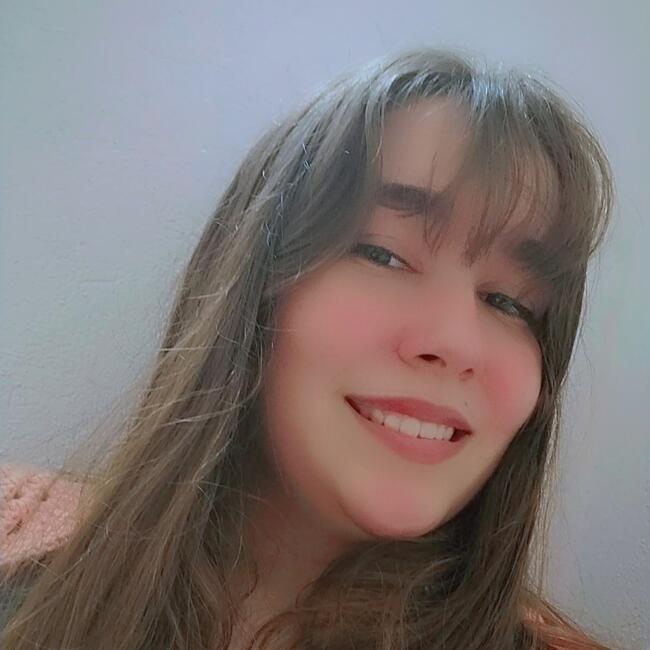 Babysitter in Campos dos Goytacazes: Ester