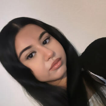 Babysitter in Lynn: Yasmine