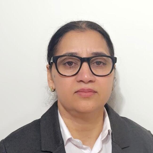 Babysitter in Brampton: Inderjit