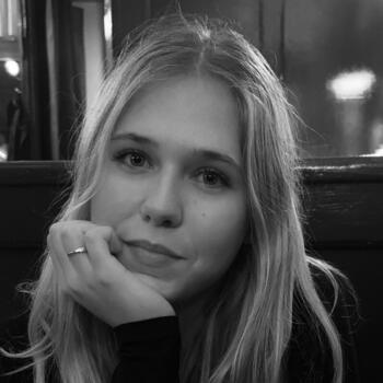 Babysitter a Therwil: Julia