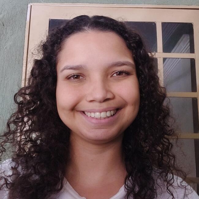 Babysitter in Sertãozinho: Adrielle