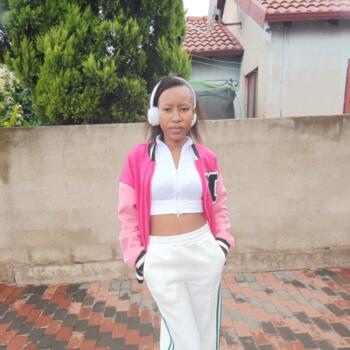 Babysitter in Soshanguve: Radebe