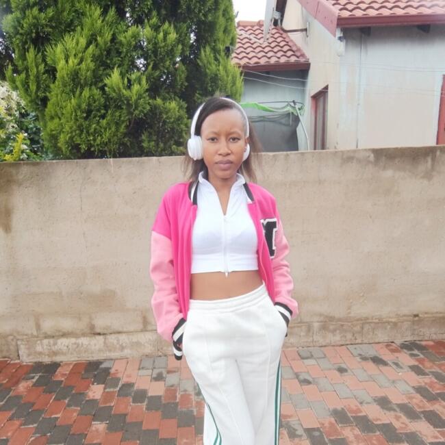 Babysitter in Soshanguve: Radebe