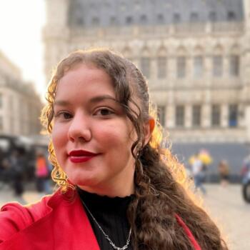 Nanny Saint-Michel-sur-Orge: Isabela bandeira