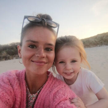 Babysitter in Dublin: Erin